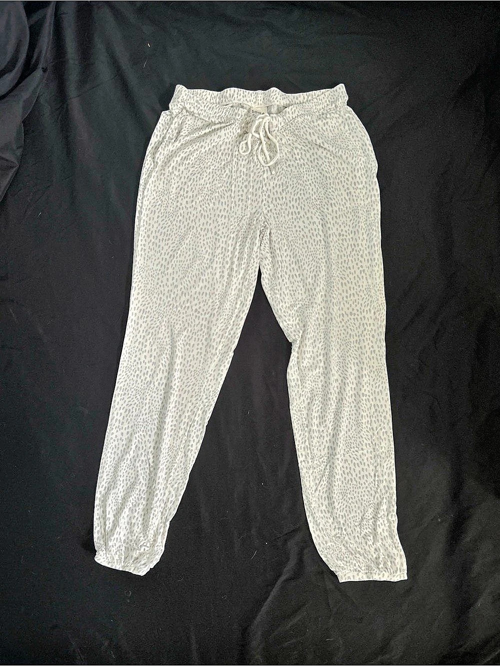 Soma Printed Jogger Pants in White & Gray Size Small